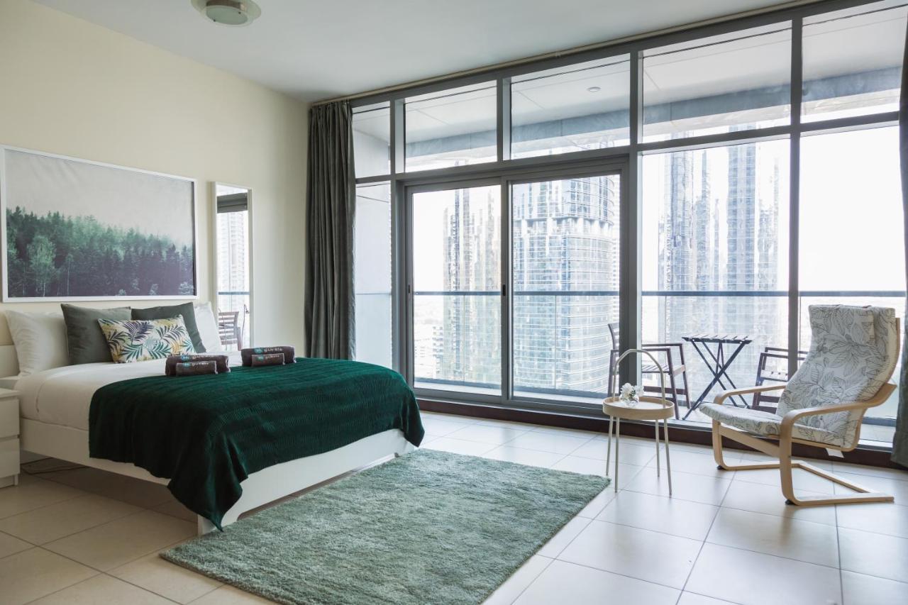 Higuests - Cozy Studio With Panoramic Views On The Lake Apartment Dubai Exterior photo